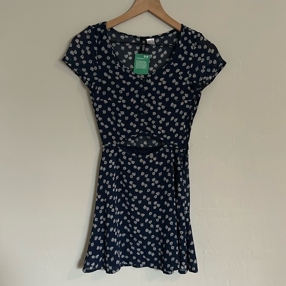Robe Carter's Fille Taille 6 - Imprimé Fleurs Bleu - Occasion Très Bon état